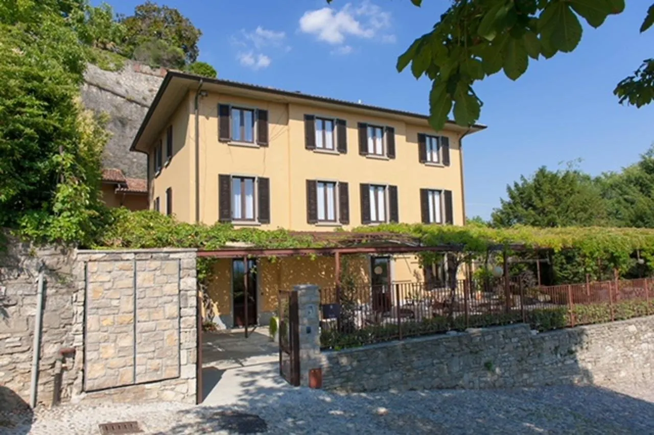 Le Funi Hotel Bergamo 4*,